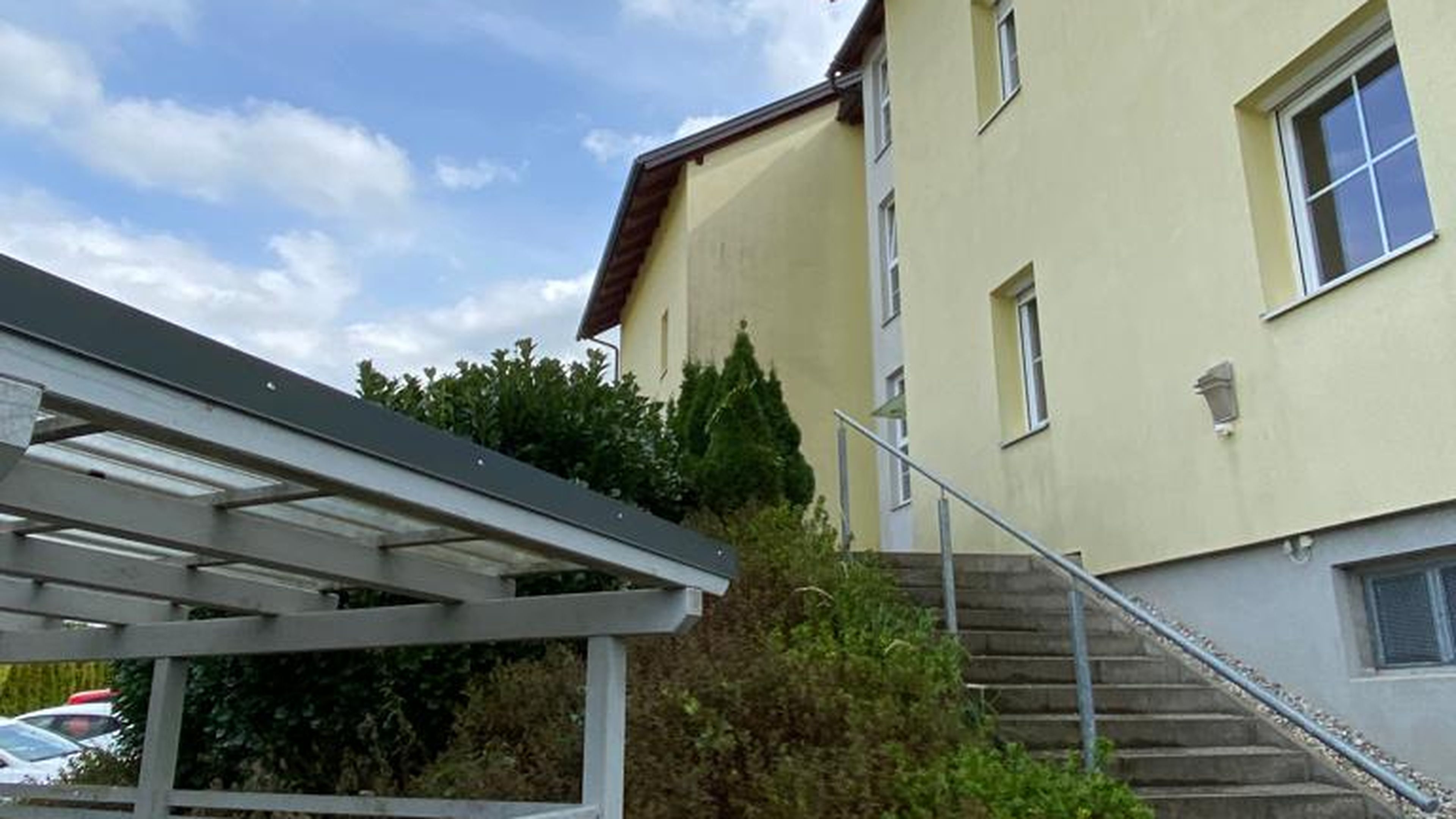toschr_ansc_7301_Außenansicht_Roßbach90.jpeg