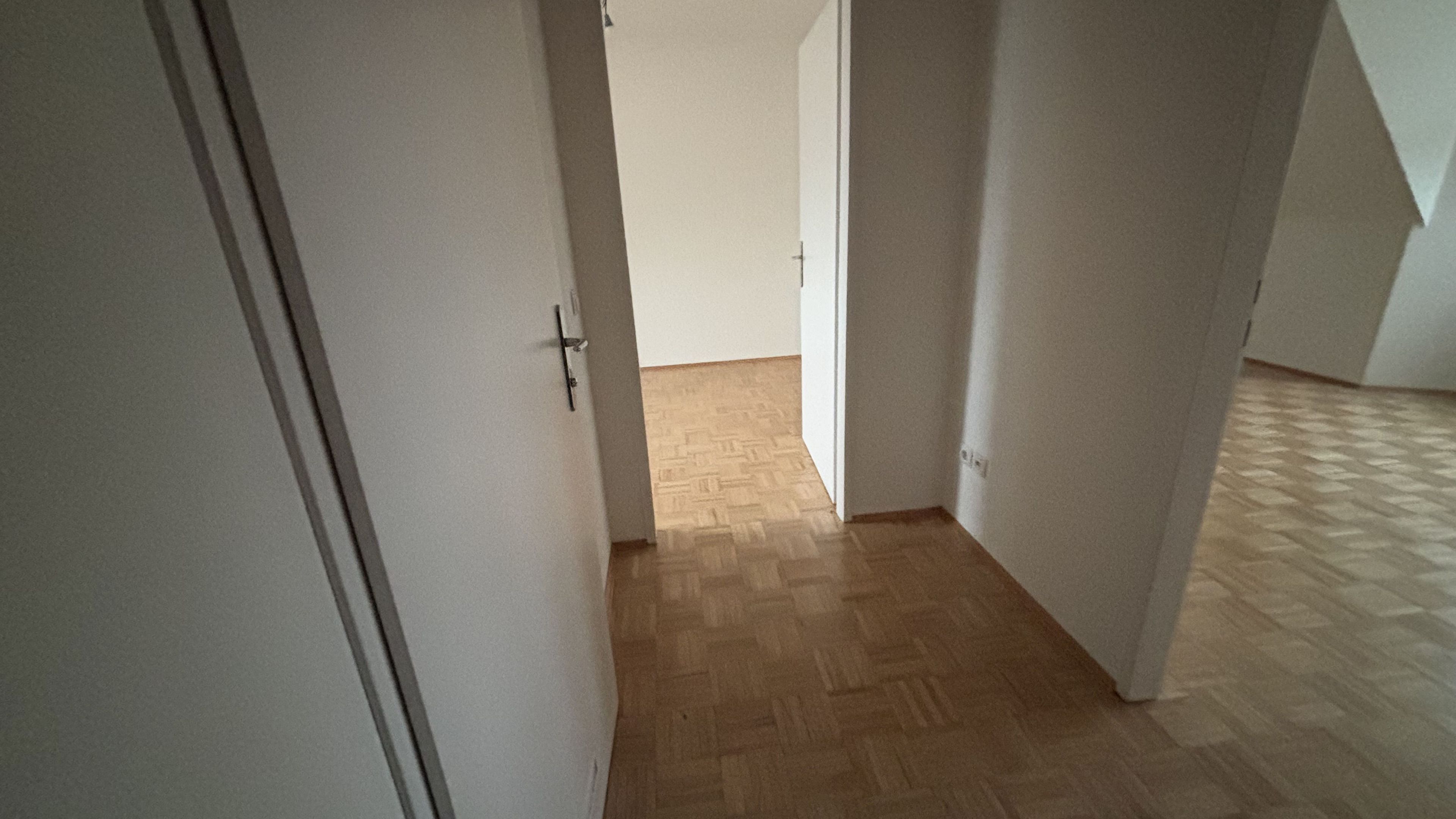 tosons_kabr_399_Vorzimmer21.jpg