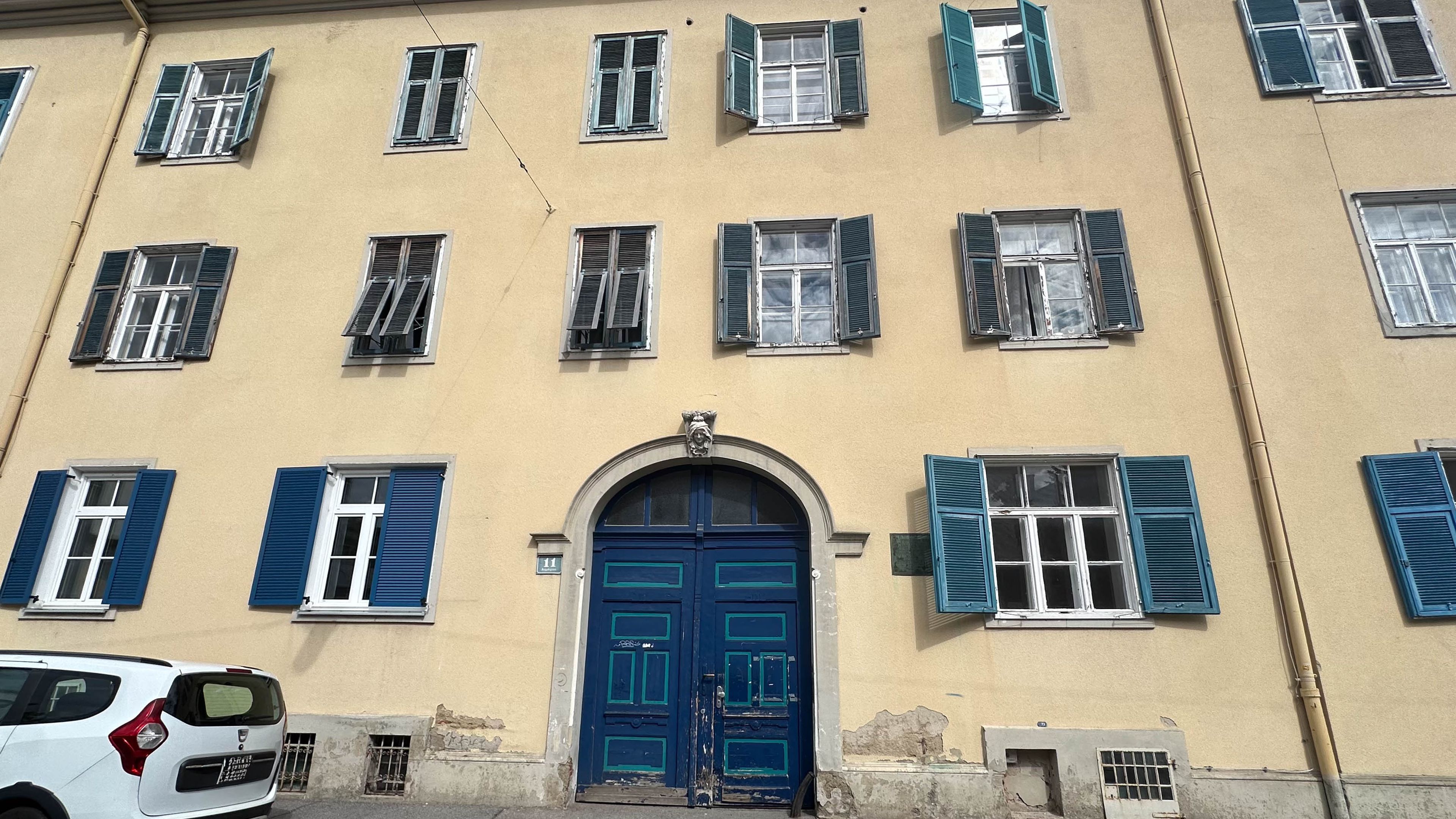 totibi_saba_35601_Außen.jpg