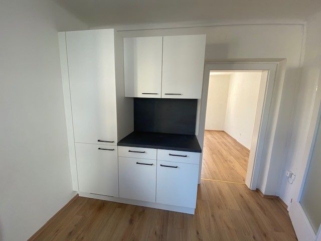 tosons_saba_599_Top1_Wohnung1_Küche3.jpg