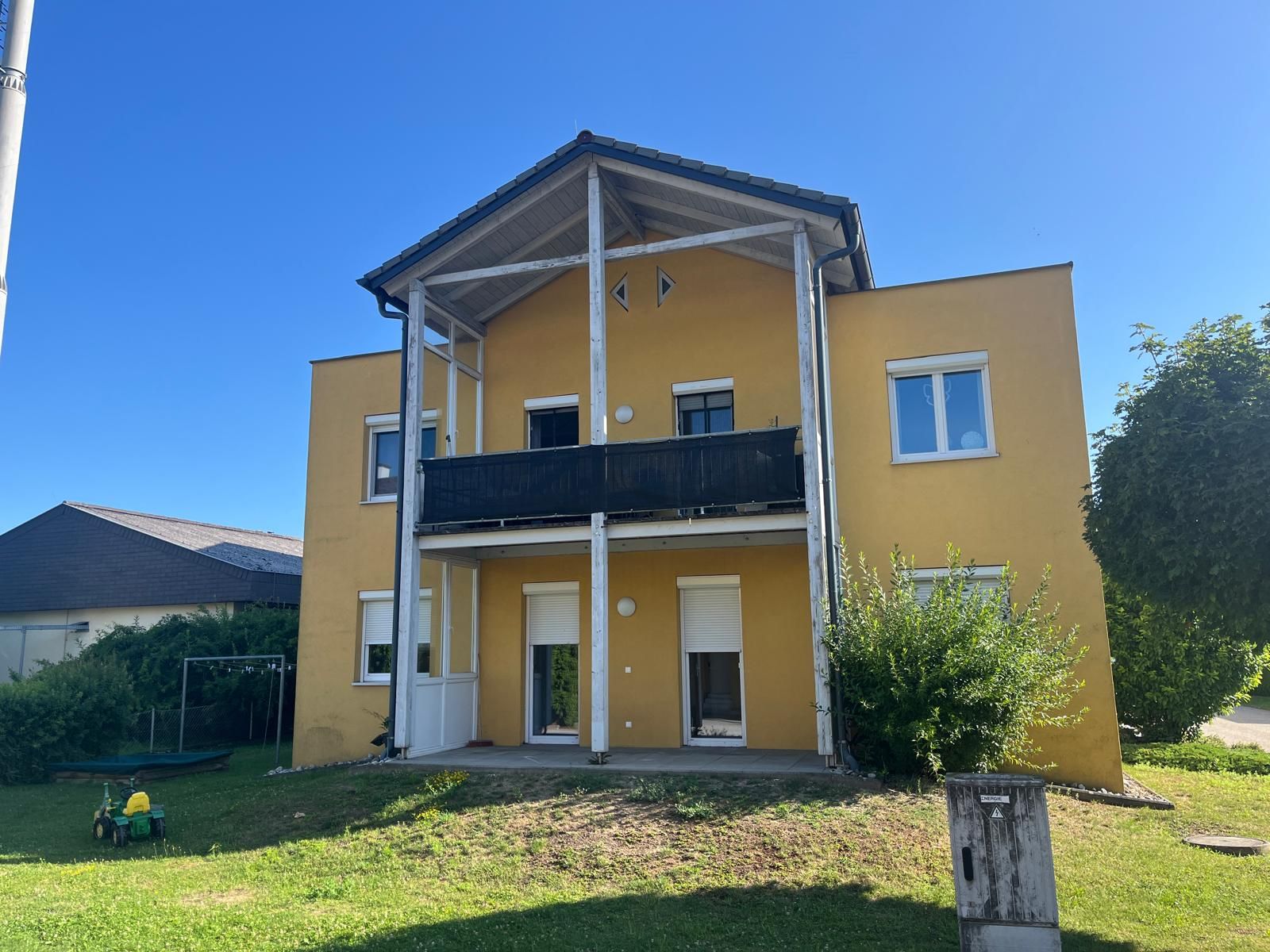 inbiau_ansc_5020_Sternstraße3_Außenansicht.jpg