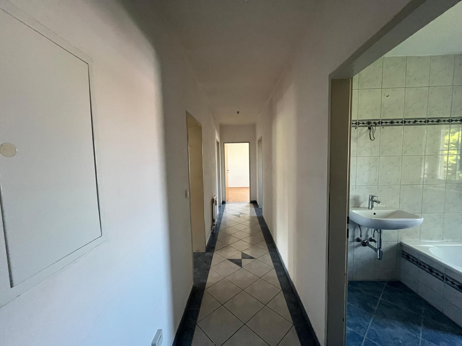 tosons_ansc_7201_Roßbach89_4_Vorhaus.jpg