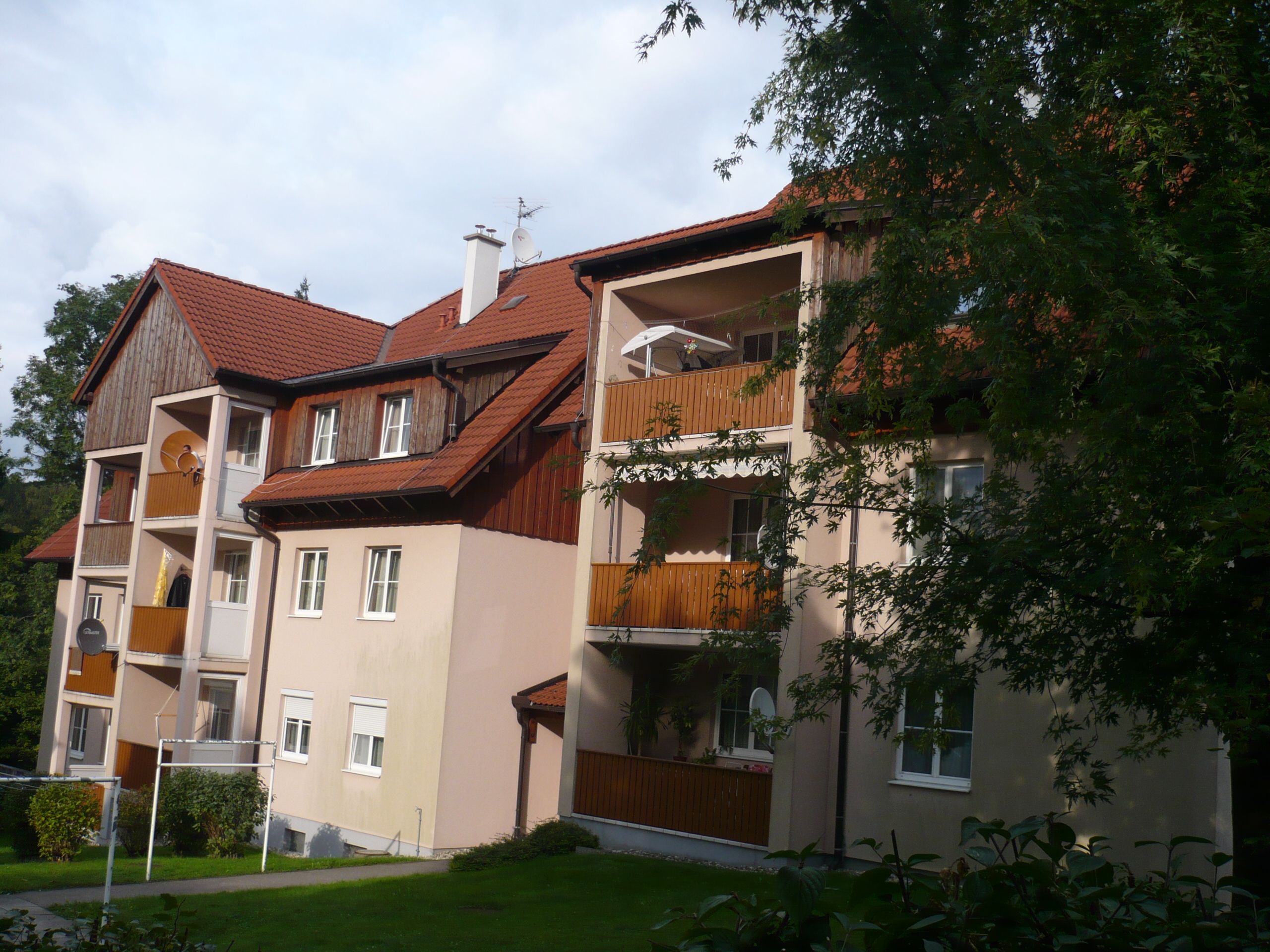 totibi_ansc_5601_Staffelberg_8_Gebäudeansicht.JPG