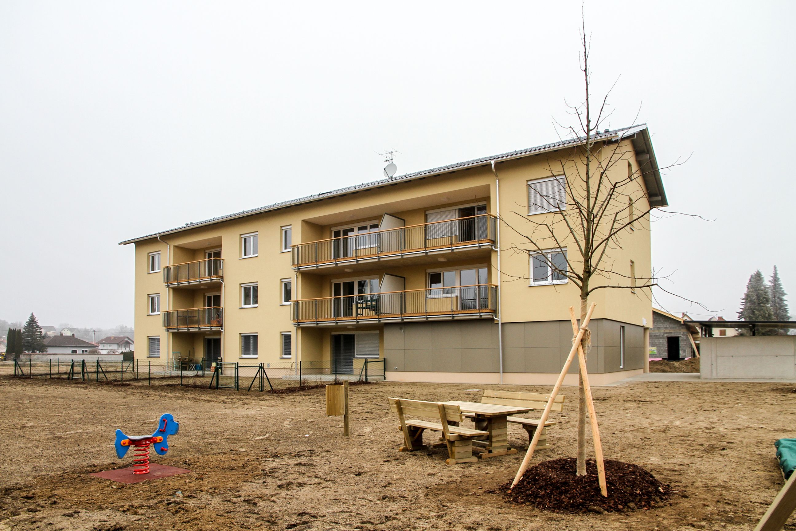 totibi_saba_37802_Hausansicht_Sued_1Bauabschnitt_Teichstrasse1.jpg