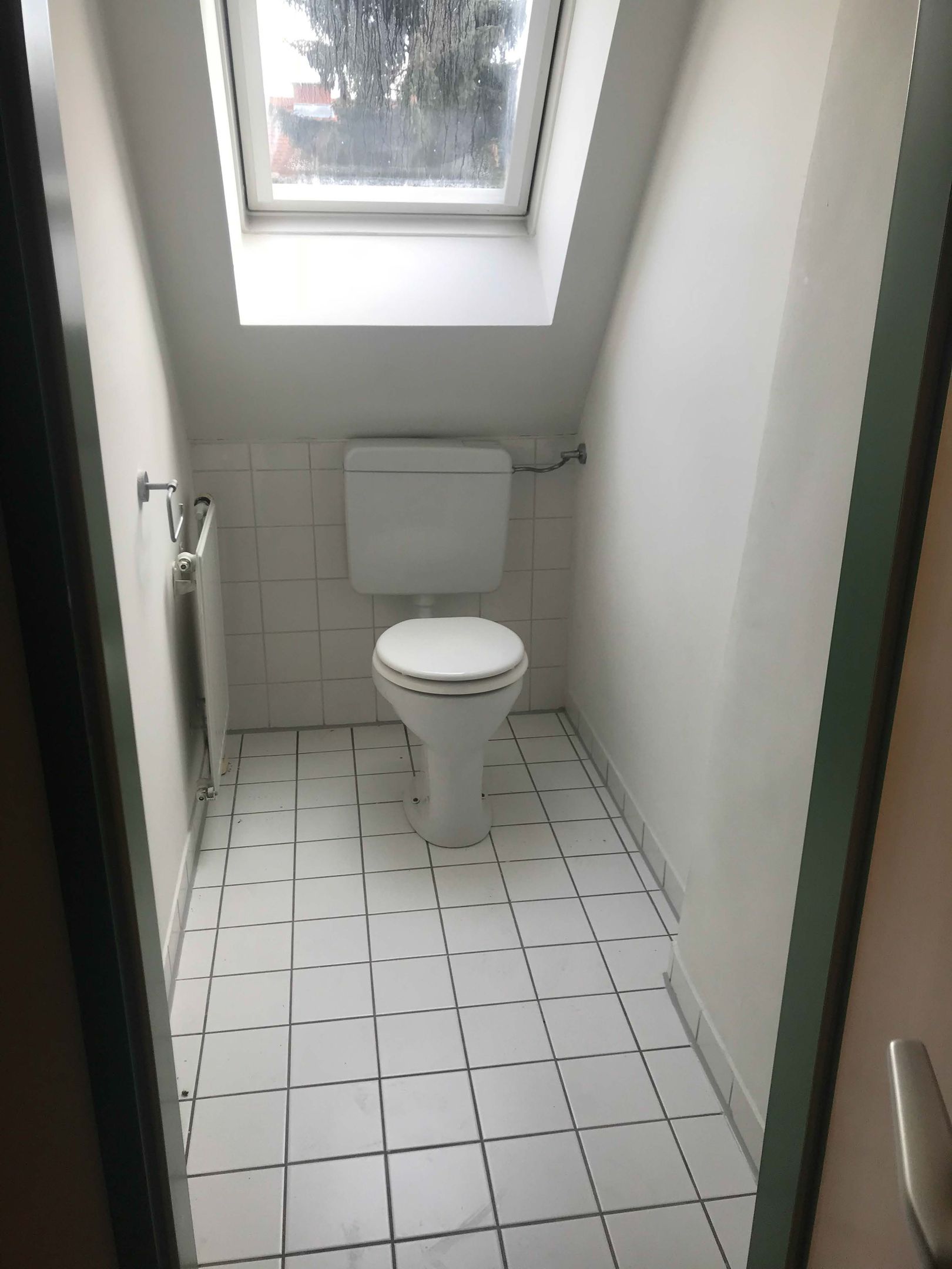 toschr_kabr_22202_WC_Handelstraße60_WHG7.jpg